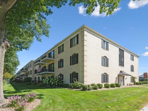 150 Thompson Drive SE Cedar Rapids IA 52403