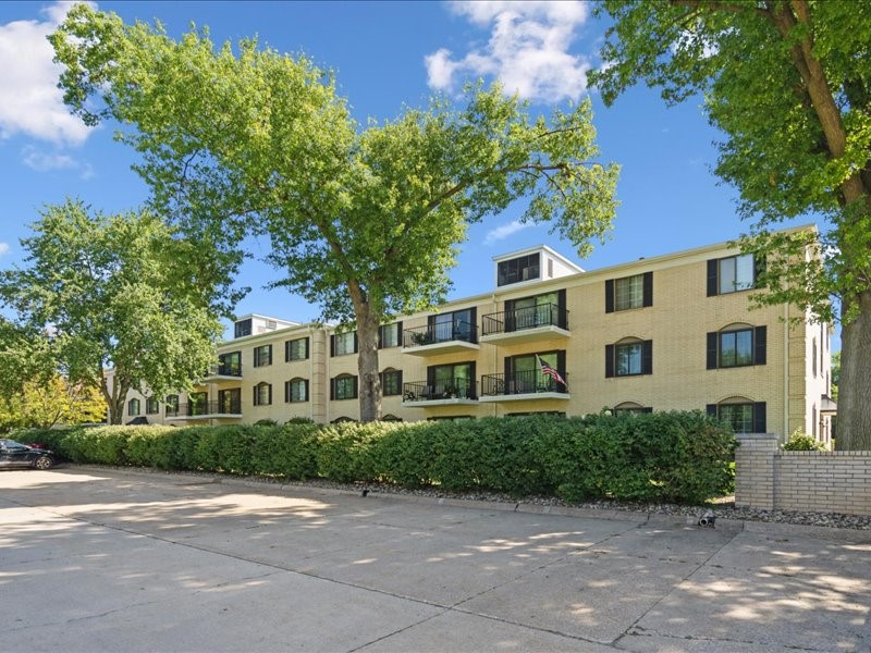 150 Thompson Drive SE Cedar Rapids IA 52403