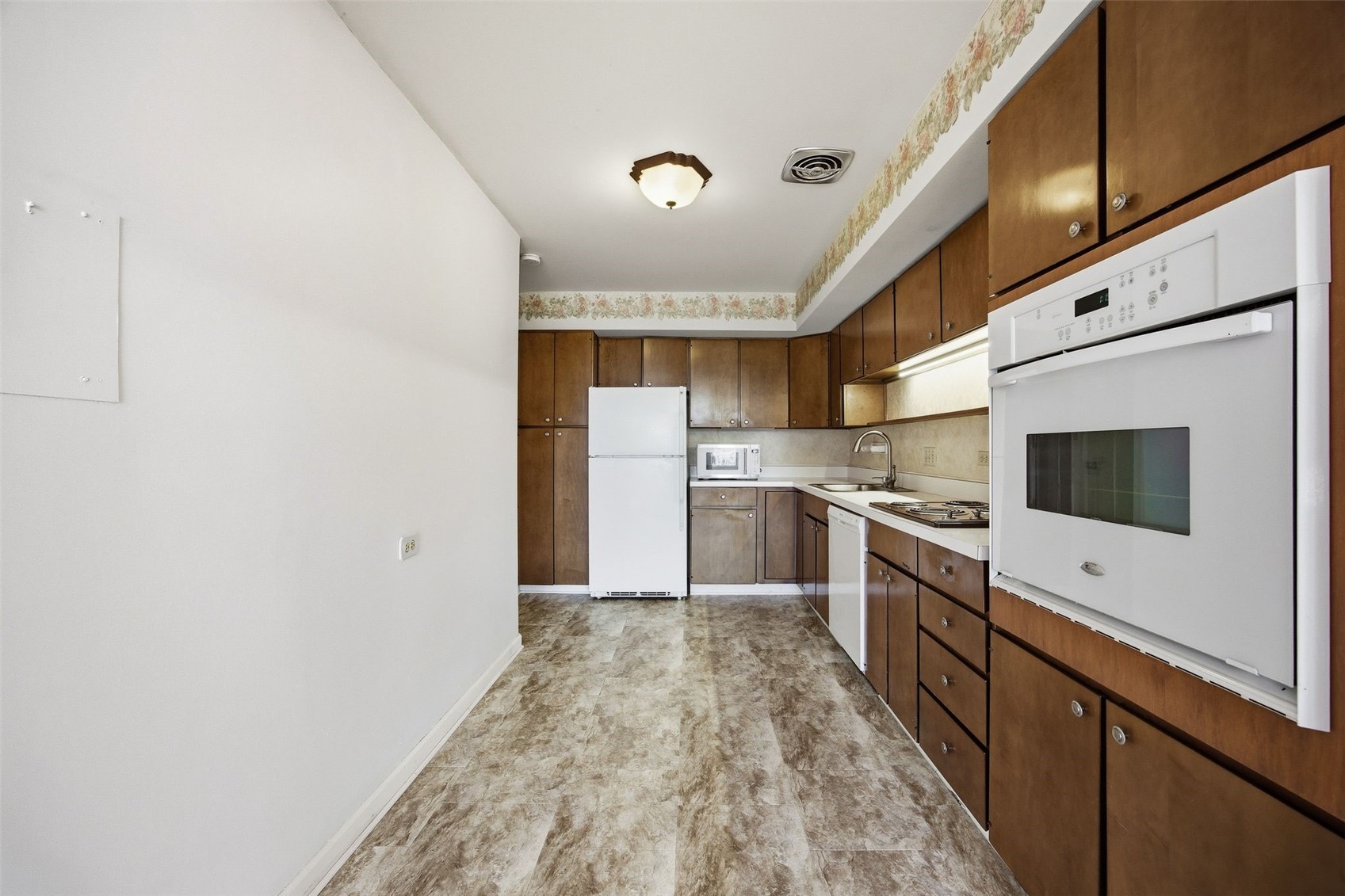 2222 1st Avenue NE Cedar Rapids IA 52402