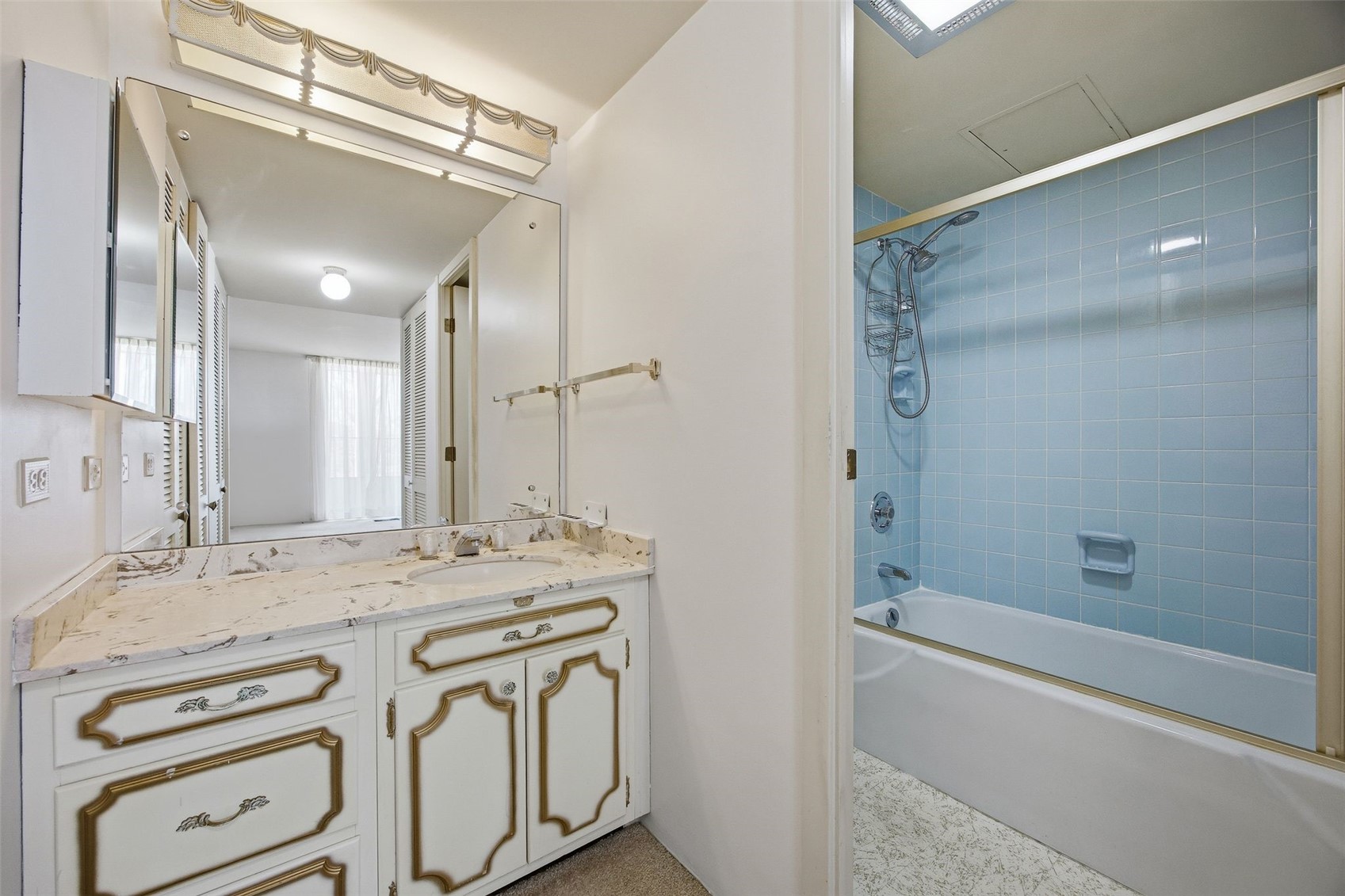 2222 1st Avenue NE Cedar Rapids IA 52402