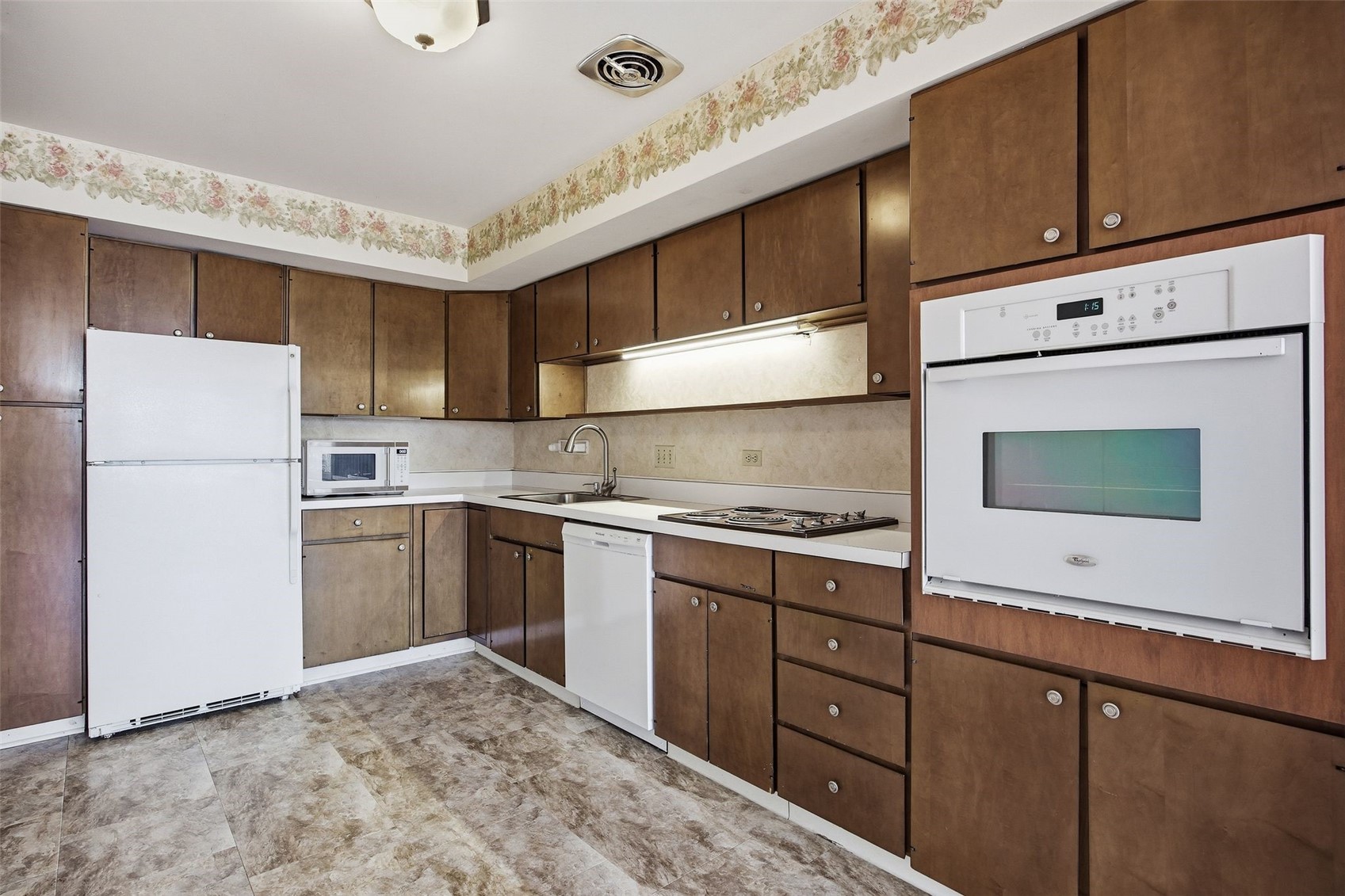 2222 1st Avenue NE Cedar Rapids IA 52402