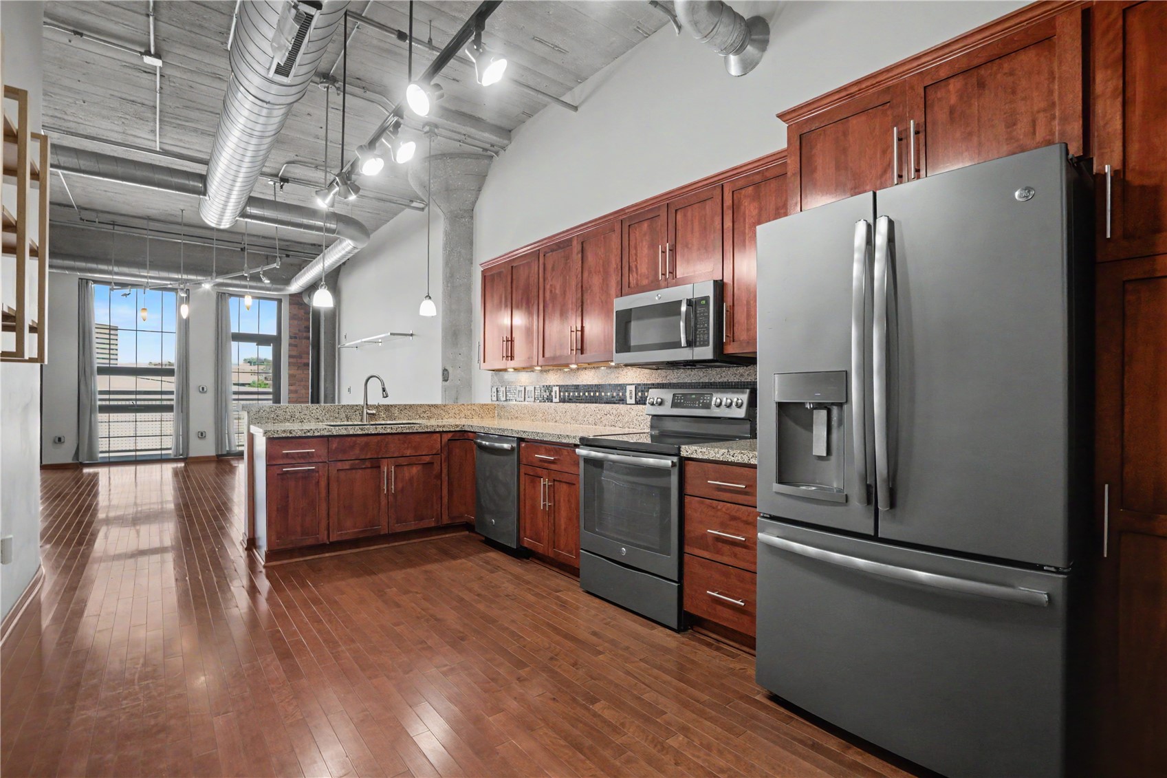 900 2nd Street #208 Cedar Rapids IA 52401