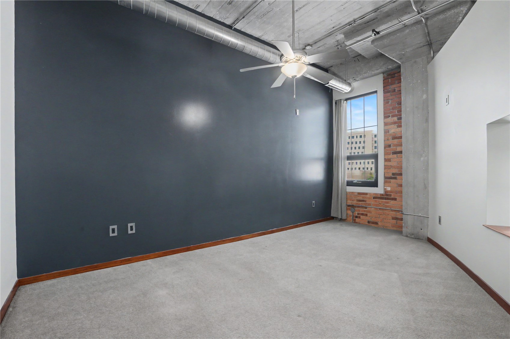 900 2nd Street #208 Cedar Rapids IA 52401