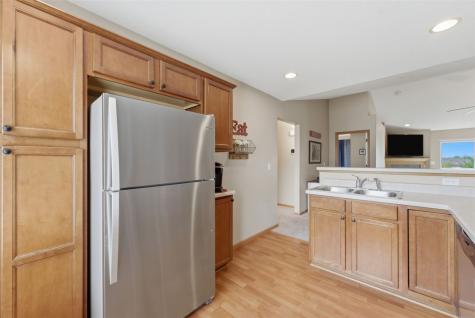1809 Goose Lake Circle North Liberty IA 52317