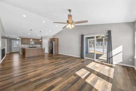 473 Chamber Drive Anamosa IA 52205