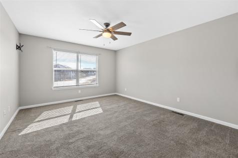 473 Chamber Drive Anamosa IA 52205