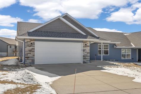 473 Chamber Drive Anamosa IA 52205