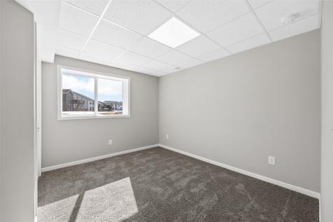 473 Chamber Drive Anamosa IA 52205