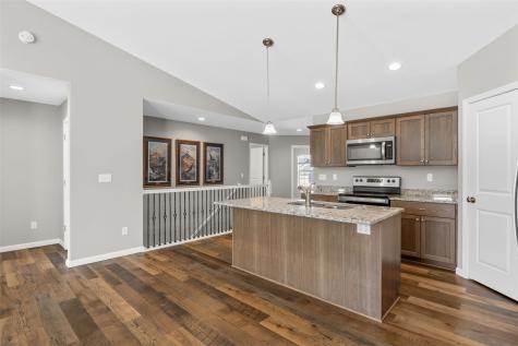 473 Chamber Drive Anamosa IA 52205