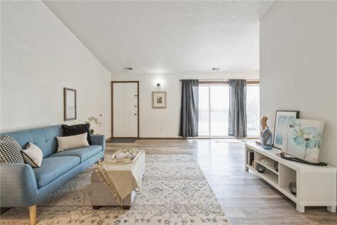 2955 Bowling Street SW Cedar Rapids IA 52404