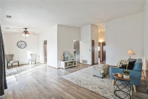 2955 Bowling Street SW Cedar Rapids IA 52404