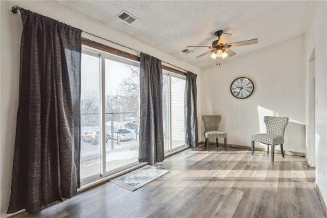 2955 Bowling Street SW Cedar Rapids IA 52404