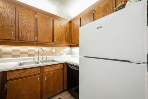 2955 Bowling Street SW Cedar Rapids IA 52404
