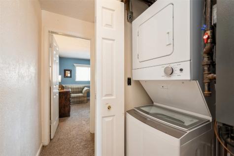 2955 Bowling Street SW Cedar Rapids IA 52404