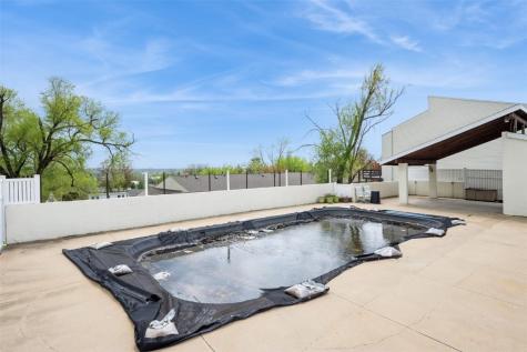 2955 Bowling Street SW Cedar Rapids IA 52404