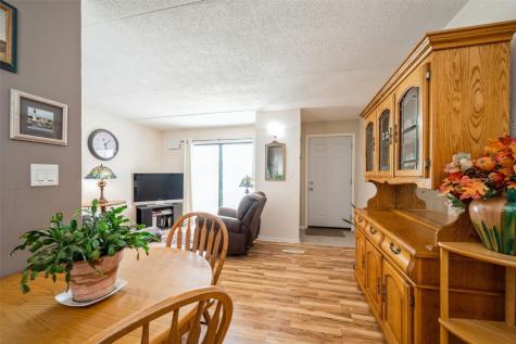 2955 Bowling Street SW Cedar Rapids IA 52404