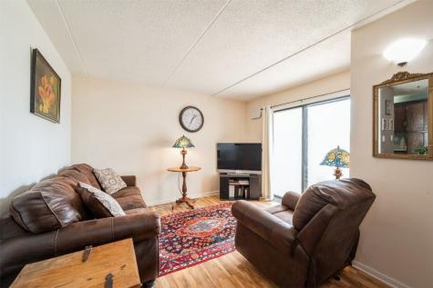 2955 Bowling Street SW Cedar Rapids IA 52404