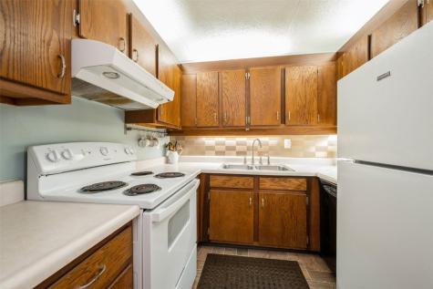 2955 Bowling Street SW Cedar Rapids IA 52404