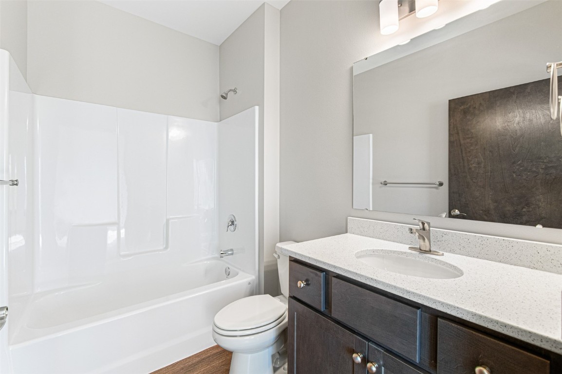 2877 Spring Rose Circle Coralville IA 52241