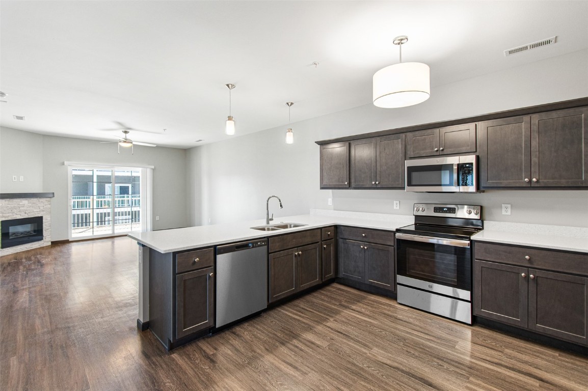 2877 Spring Rose Circle Coralville IA 52241