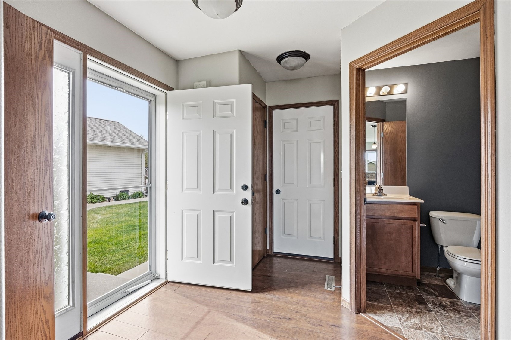 3253 Prairie Bend Circle Marion IA 52302