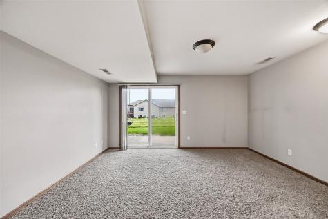 3253 Prairie Bend Circle Marion IA 52302