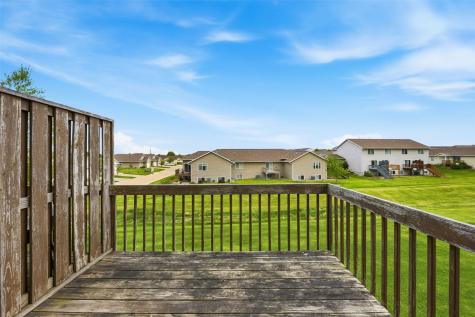 3253 Prairie Bend Circle Marion IA 52302