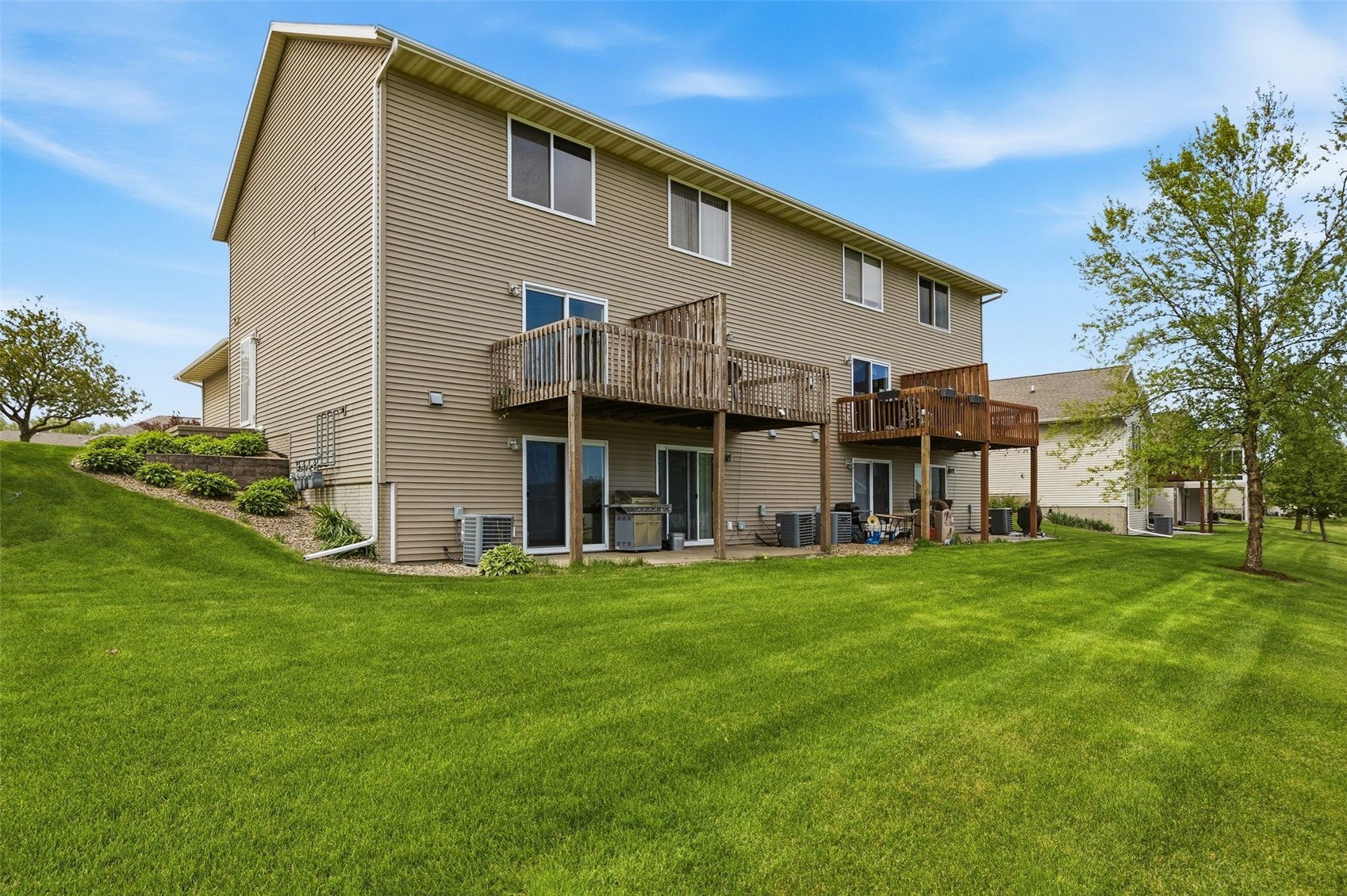 3253 Prairie Bend Circle Marion IA 52302