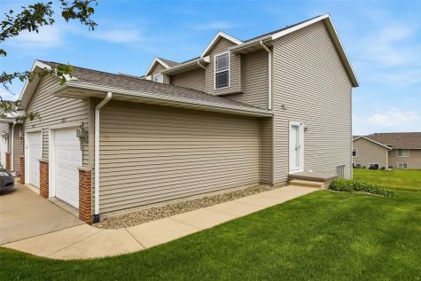 3253 Prairie Bend Circle Marion IA 52302