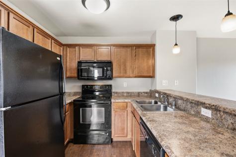 3253 Prairie Bend Circle Marion IA 52302