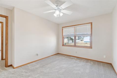 140 35th St Drive SE Cedar Rapids IA 52403