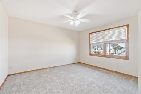 140 35th St Drive SE Cedar Rapids IA 52403