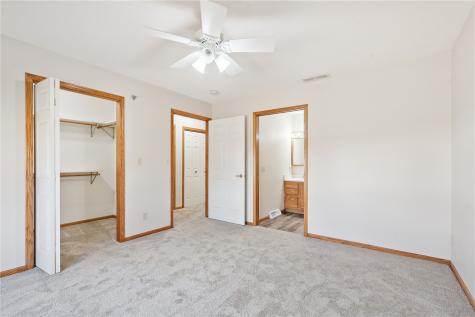 140 35th St Drive SE Cedar Rapids IA 52403
