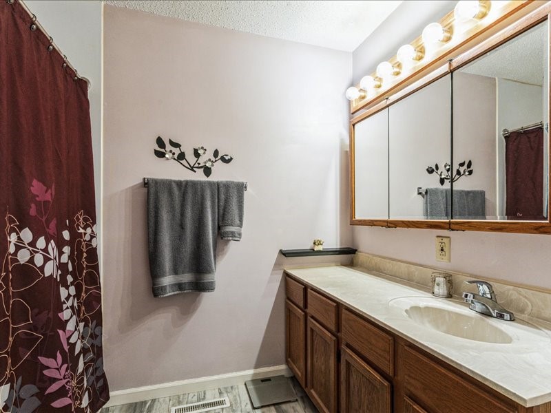 3608 Foxborough Terrace NE Cedar Rapids IA 52402