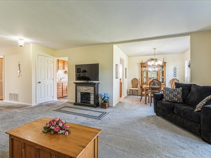 3608 Foxborough Terrace NE Cedar Rapids IA 52402