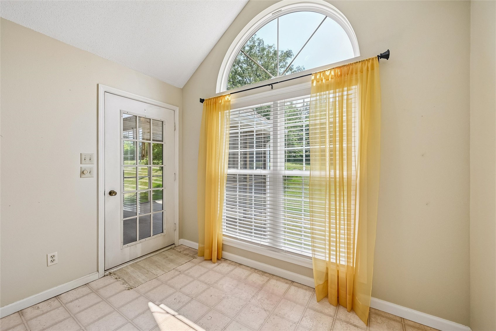3713 Foxborough Terrace NE Cedar Rapids IA 52402