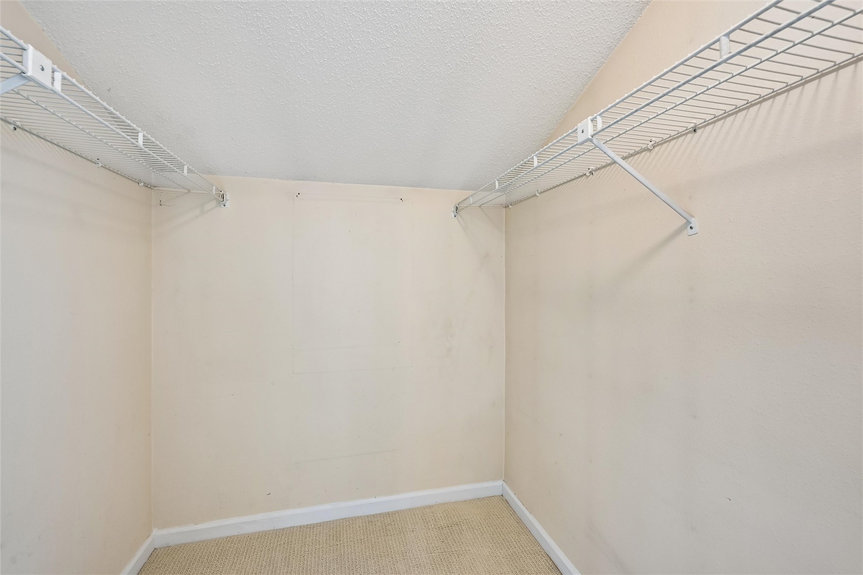 3713 Foxborough Terrace NE Cedar Rapids IA 52402