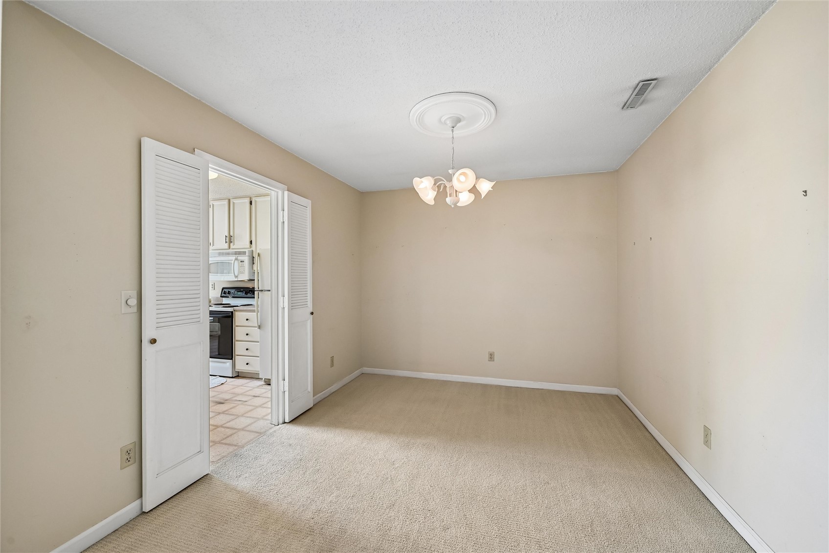 3713 Foxborough Terrace NE Cedar Rapids IA 52402