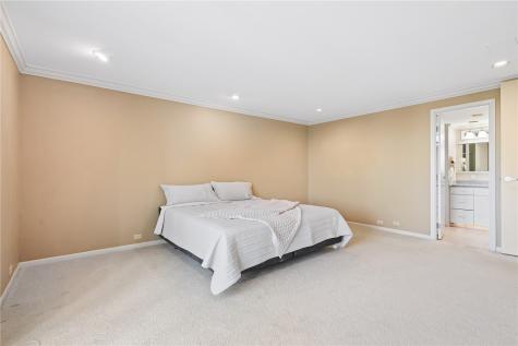 2222 1st Avenue NE Cedar Rapids IA 52402