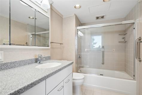 2222 1st Avenue NE Cedar Rapids IA 52402