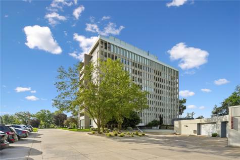 2222 1st Avenue NE Cedar Rapids IA 52402