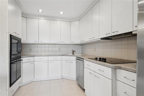 2222 1st Avenue NE Cedar Rapids IA 52402