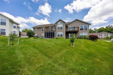 3712 Foxborough Terrace NE Cedar Rapids IA 52402