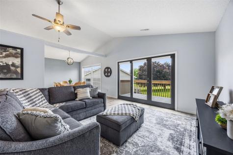 3712 Foxborough Terrace NE Cedar Rapids IA 52402