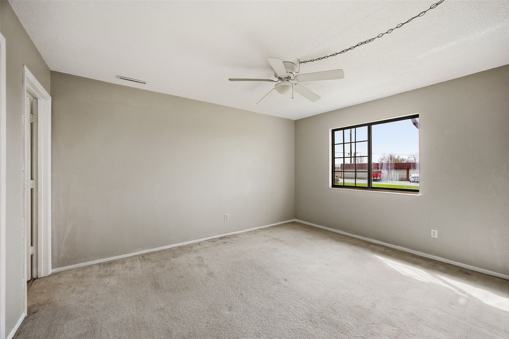 411 Crimson Drive NE Cedar Rapids IA 52402