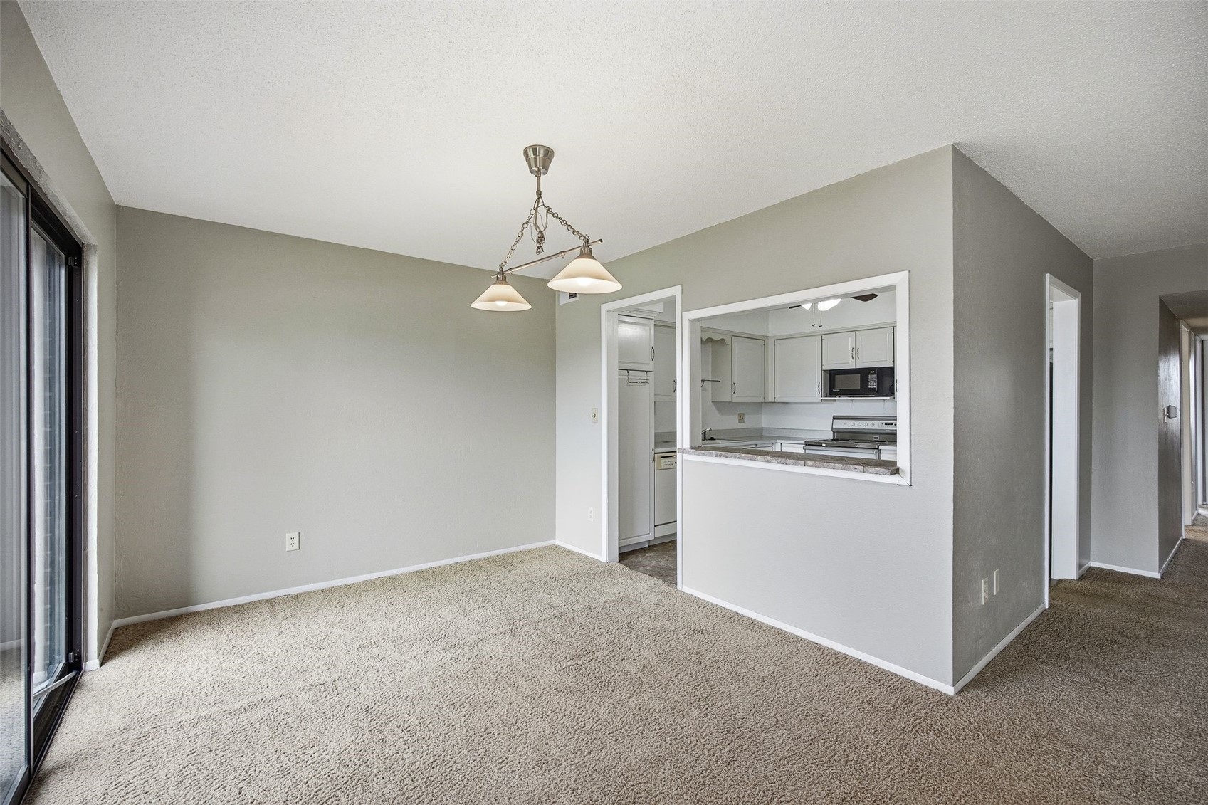411 Crimson Drive NE Cedar Rapids IA 52402