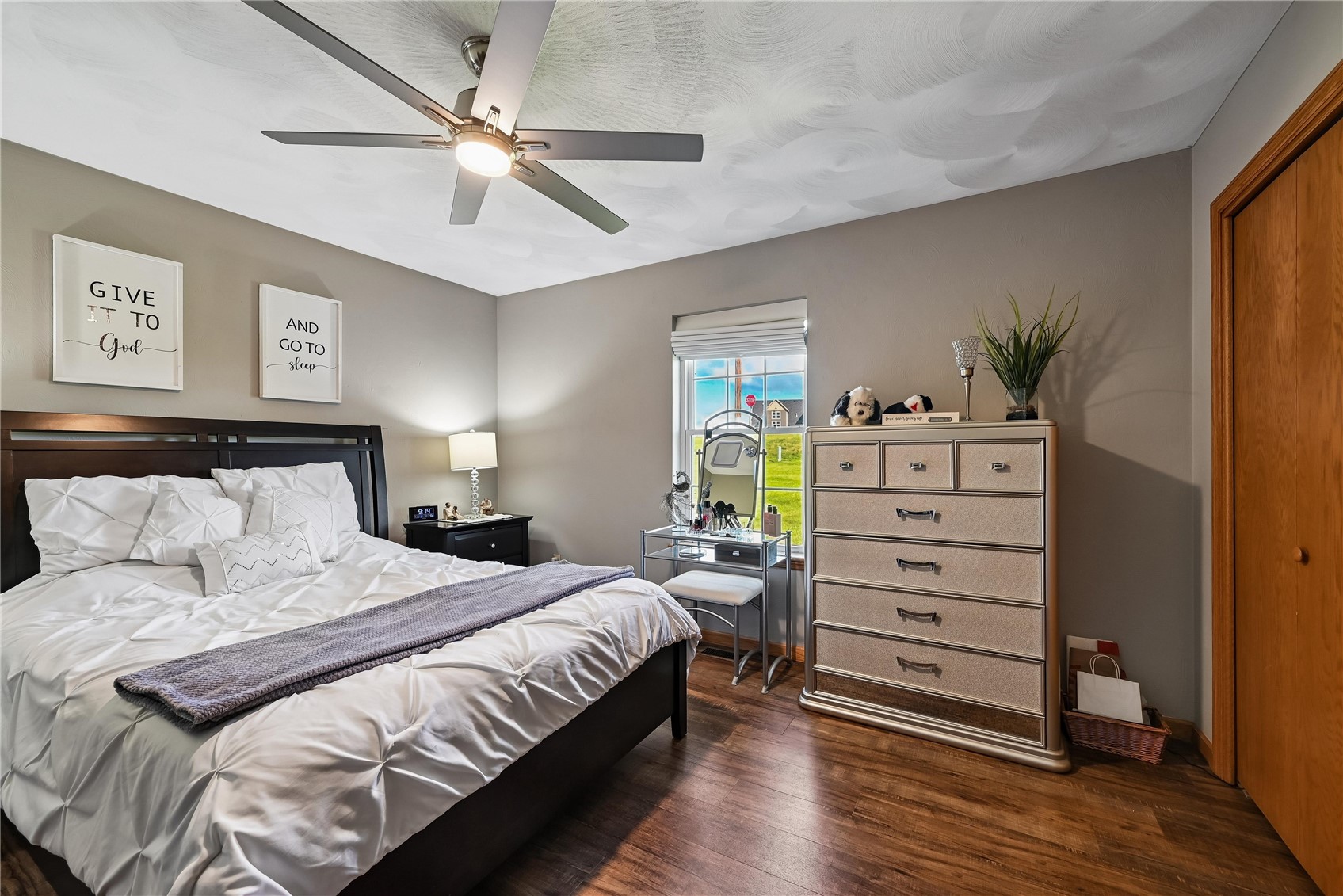 102 Richland Avenue Urbana IA 52345