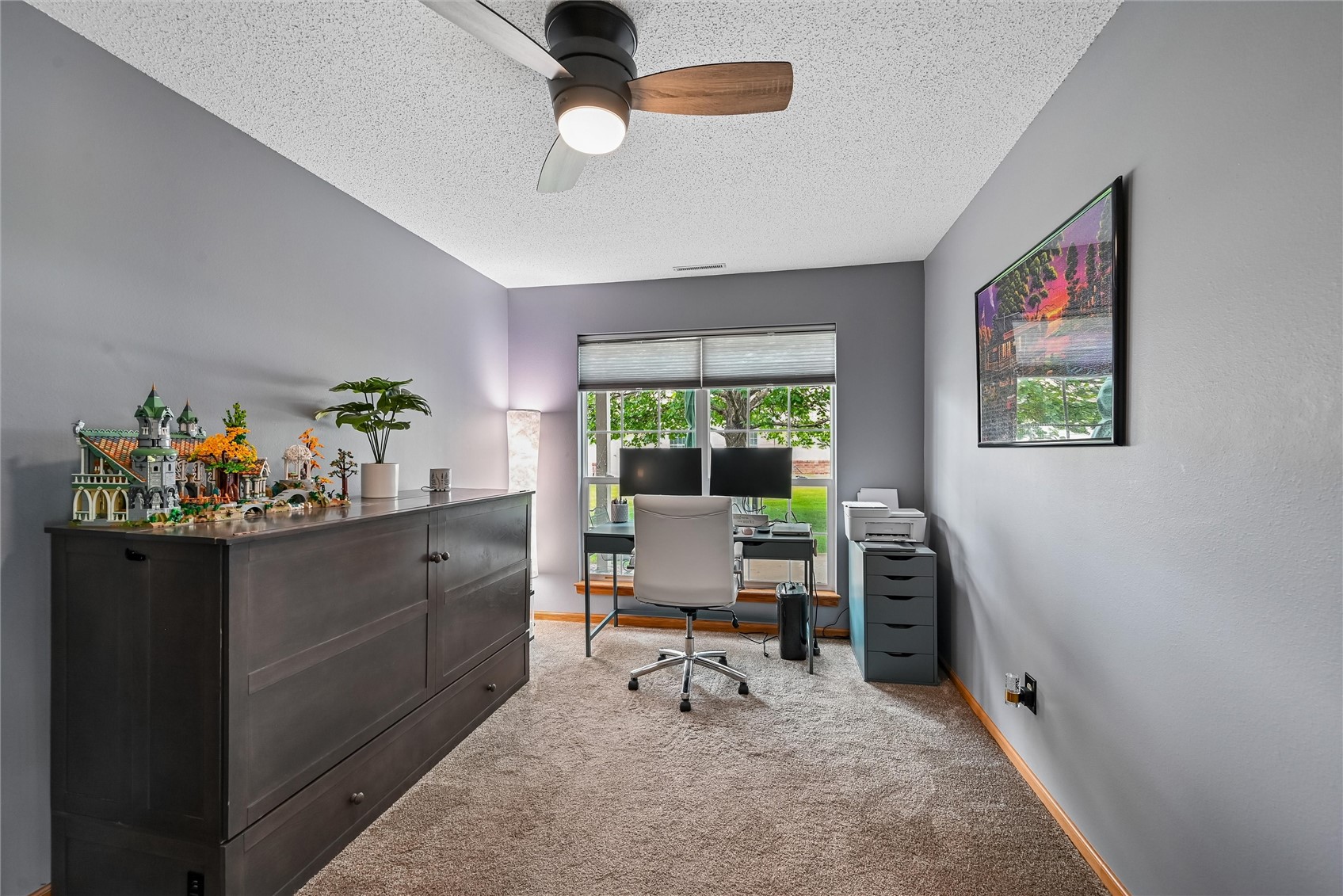 1242 Litchfield Drive Hiawatha IA 52233