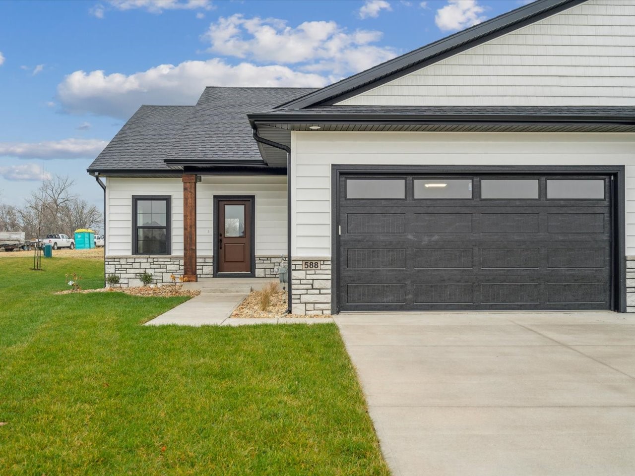588 Maclan Circle Iowa City IA 52246