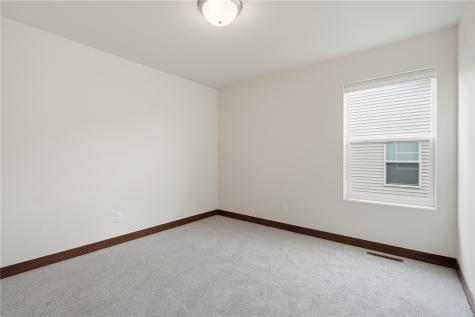5508 Dostal Drive SW Cedar Rapids IA 52404